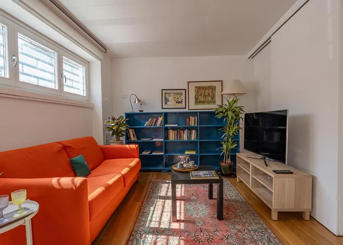 Torlonia Apartment *